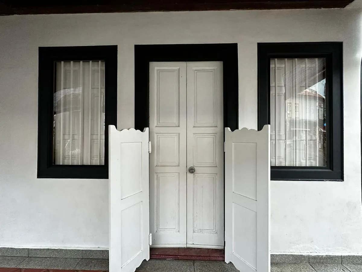 Check-Inn At Little India
