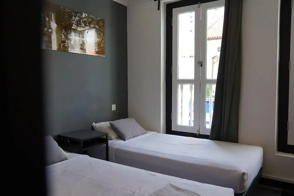 Hotel Check-Inn At Little India
